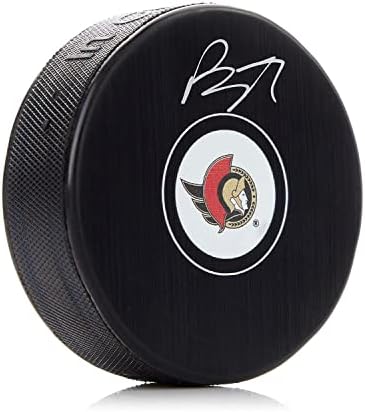 Хокейна шайба Брейди Ткачука Отава Сенатърс с автограф - за Миене на НХЛ с автограф