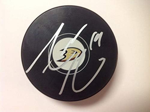 Адам Енрике Подписа хокей шайба Анахайм Дъкс с автограф a - за Миене на НХЛ с автограф